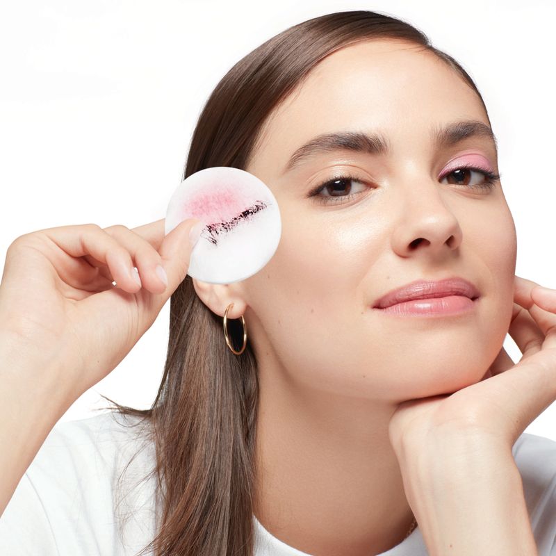 AGUA-MICELAR-X400-rosas-SKIN-ACTIVE-GARNIER