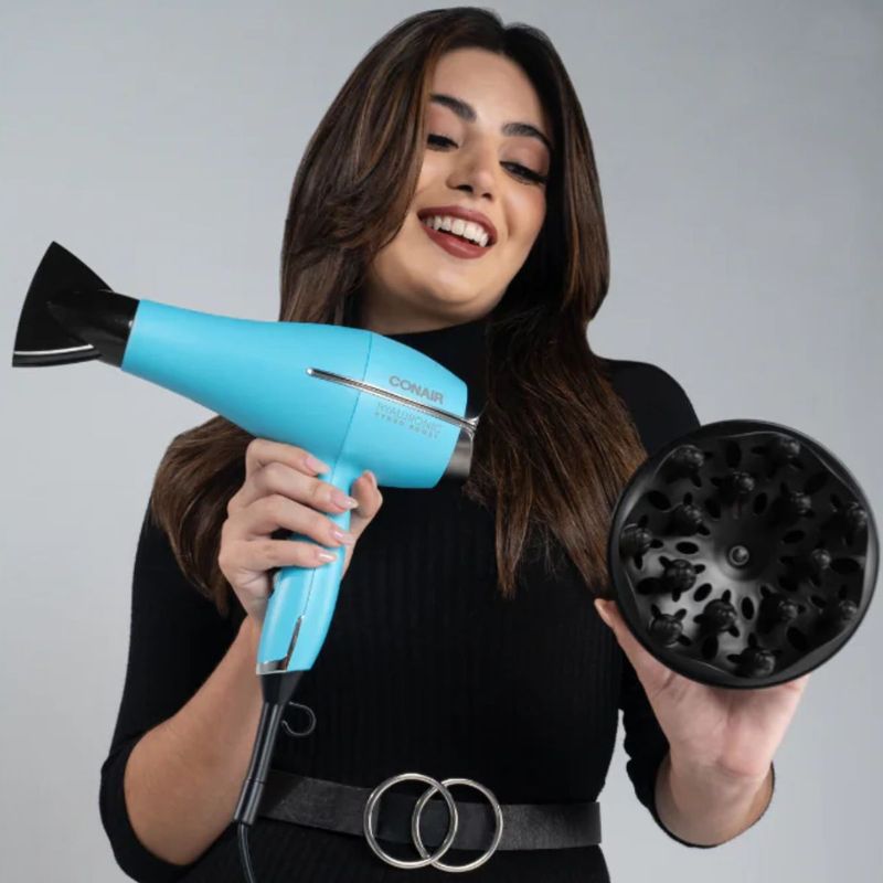 SECADOR HYALURONIC CONAIR